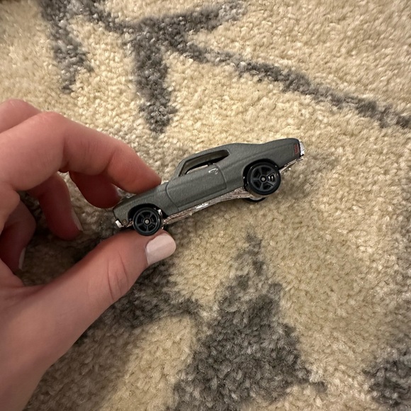 Fast & Furious Race Cars in 1:64 Scale with Exclusive Decos - Picture 9 of 16